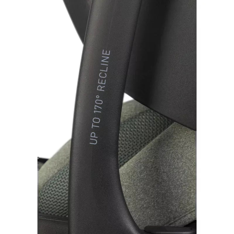 Pasisukanti, gulima autokėdutė su isofix baze Easy go Buz Pro Xtd I-size 0-13, Greener